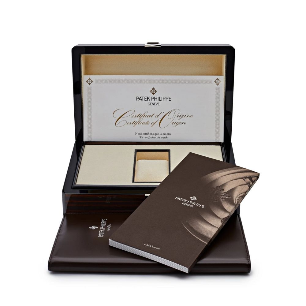 Patek Philippe Nautilus 5711/1A-014 “Olive Green”